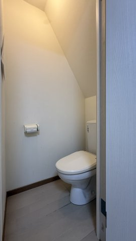 恵美須町アパートのトイレ|201号室です！
