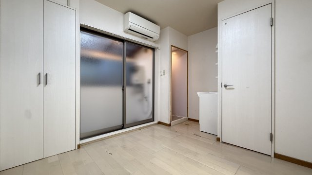 恵美須町アパートの洋室|201号室です！