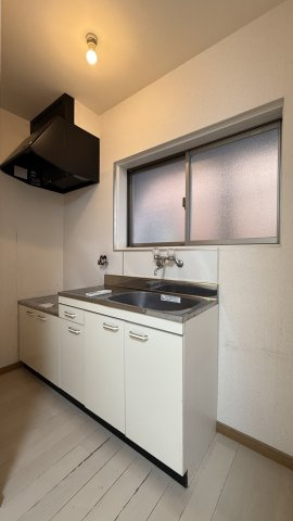 恵美須町アパートのキッチン|202号室です！
