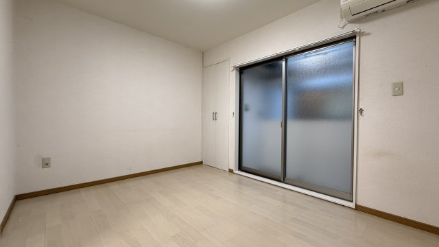 恵美須町アパートの洋室|205号室です！
