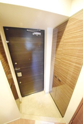 パークプレミア門前仲町の玄関