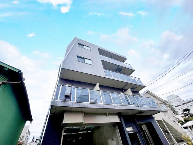 Ｒｏｙａｌ　Ｃｏｍｆｏｒｔの外観
