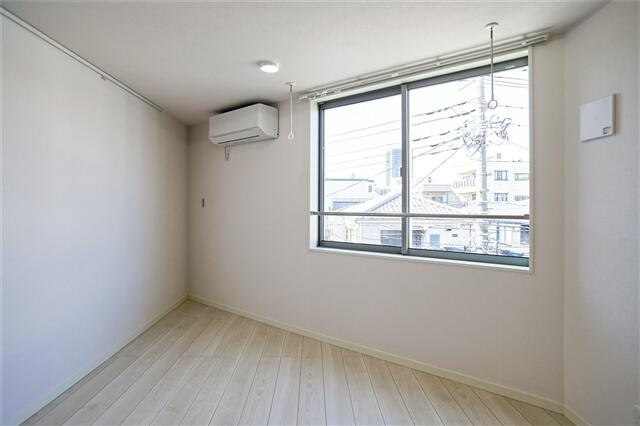 グランクオール綾瀬グレイスの居間・リビング