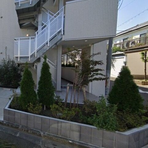 ｂ’ＣＡＳＡ志茂のエントランス