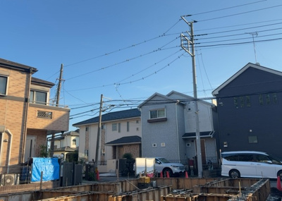 【展望】 | 古淵新築戸建 | 桜や紅葉の名所に出かける人は多いと思いますが、家にいながら季節の移ろいを感じる生活を送りませんか？リビングや窓から見える景色が生活を彩るワンポイントに！現地から見える景色を堪能してみては如何でしょう。