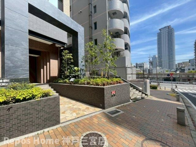 ワコーレ神戸元町I'zのエントランス