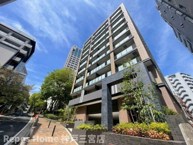 ワコーレ神戸元町I'zの外観