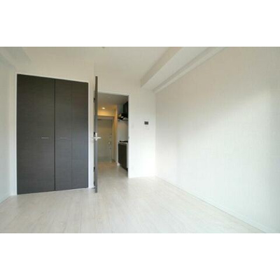 【内装】 | ラフィスタ品川ベイ | お部屋からキッチンへ向けて