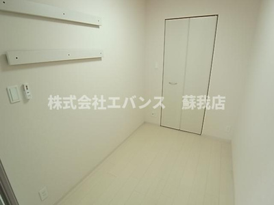 【寝室】 | マルベリー千葉寺 | 使い勝手のいい寝室です