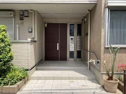 リブラのエントランス|清潔なエントランスです