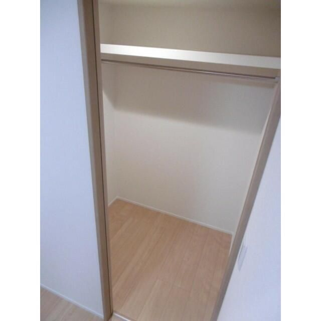 ソレイユ大原の収納|こまごまとしたものを収納できそうですね