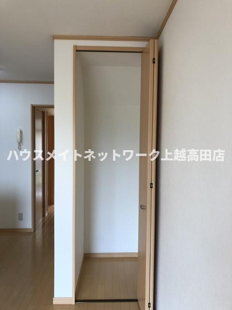 メリープラッツ平成町Ⅳの収納|クローゼット