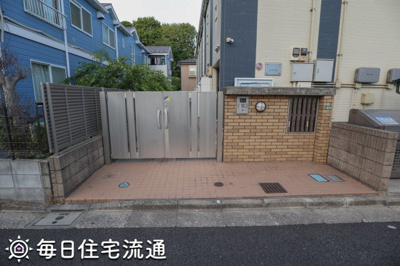 【エントランス】 | ルミナウス春日