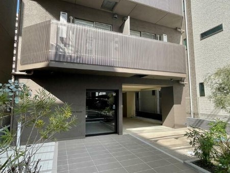 【エントランス】