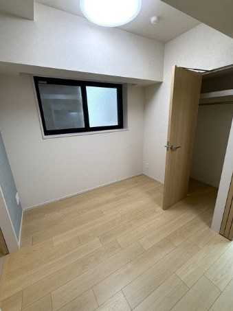 【寝室】