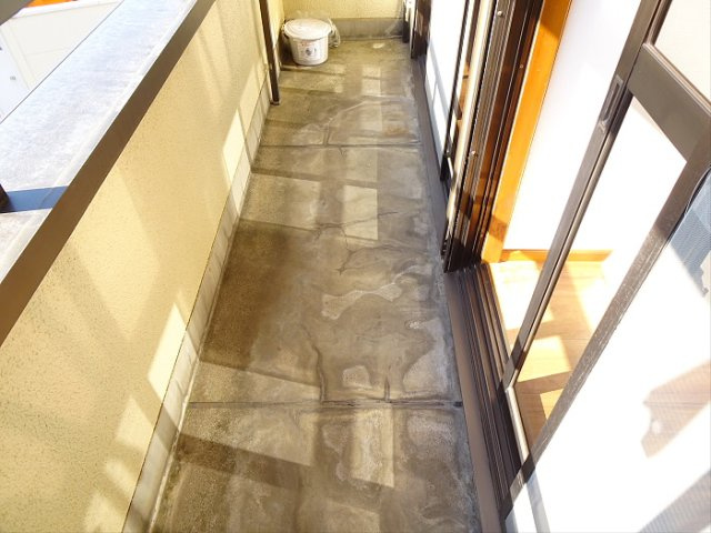 山和ハイツ5のバルコニー