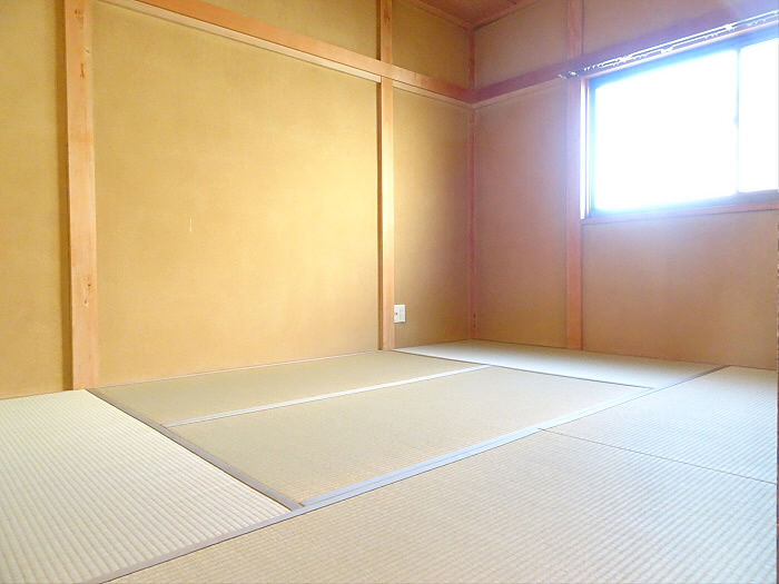 山和ハイツ5の寝室
