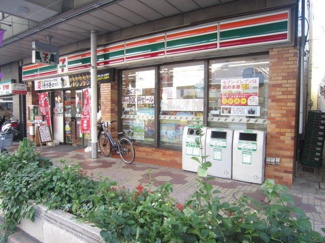 セブンイレブン 70m