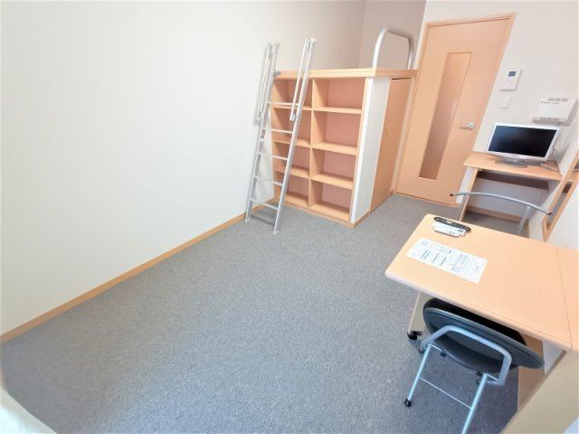 【寝室】 | レオパレスいえぷり | 家電・家具付きのお部屋です。