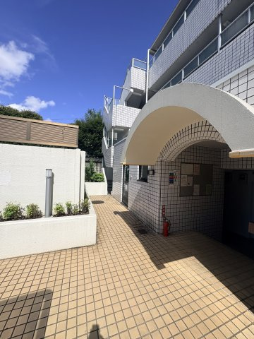 ハイシティ表参道のエントランス