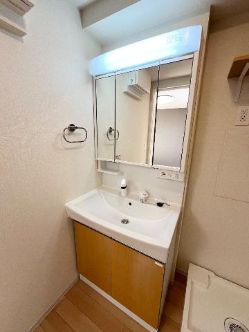 レジデンス麦（Residence麦）の洗面所|洗髪洗面化粧台
