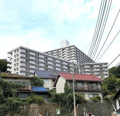 トーカンマンション山根町センターウィングの外観|建物外観