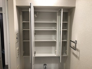 ルーブル錦糸町弐番館の独立洗面台|※過去退去時のお写真です