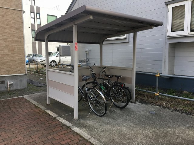 レオパレスいなほのその他|駐輪場