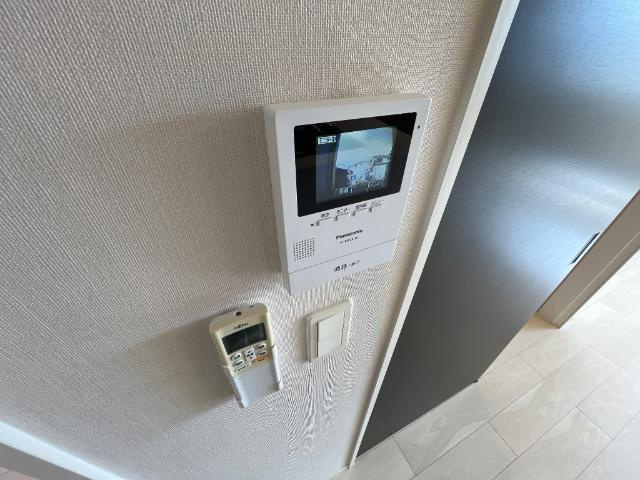 ハイン　フックの内装|カメラ付インターホン