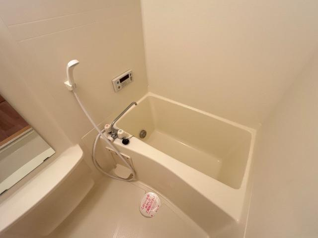 リトルフォレストの浴室|バス