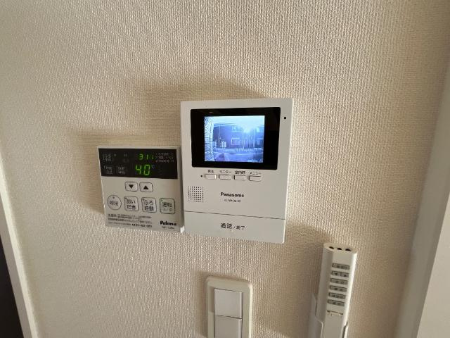 ファンタジー・ガーデンの内装|カメラ付インターホン