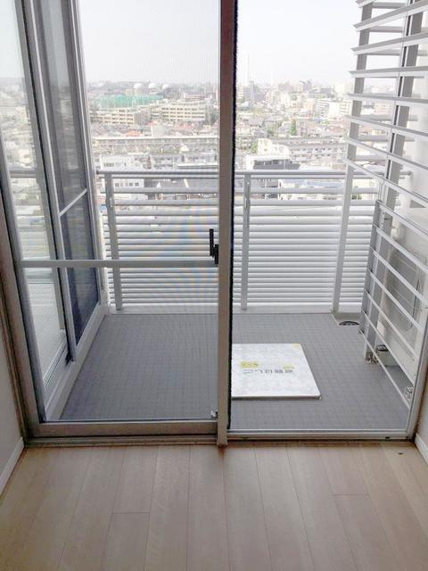 ガーデニエール砧　ＷＥＳＴのバルコニー|※写真は同タイプ住戸です。