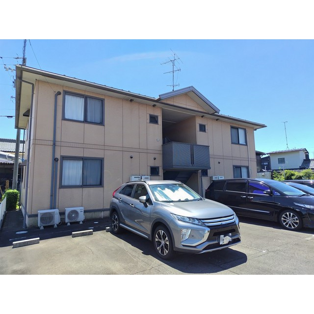 シェソワＮの駐車場