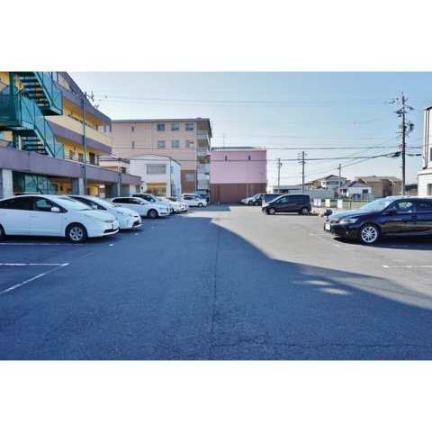 シェラトン奥村の駐車場