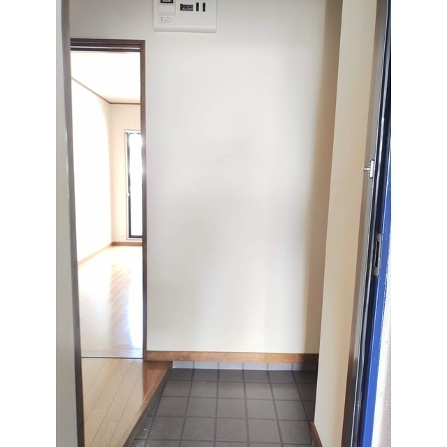 ボナーシュモア　Ⅰの玄関