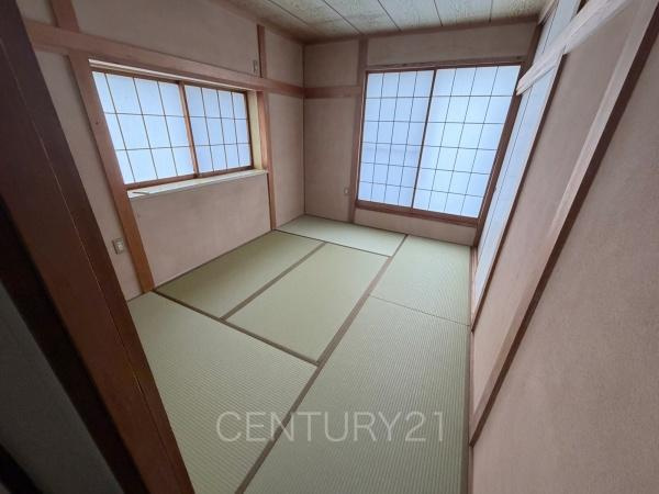 伊勢崎市茂呂町2丁目中古一戸建ての和室|2階和室です。