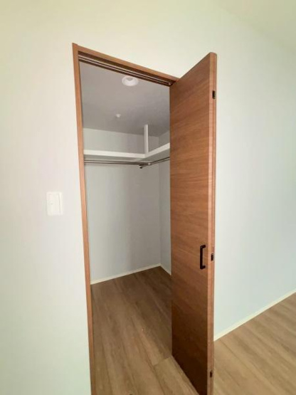 【収納】 | REGALO | 写真は同タイプの別のお部屋のものです。