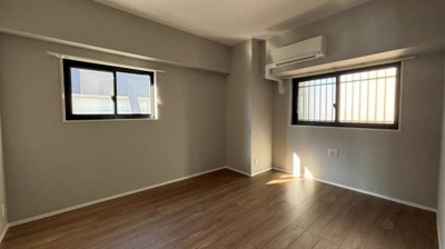 【寝室】 | REGALO | 写真は同タイプの別のお部屋のものです。