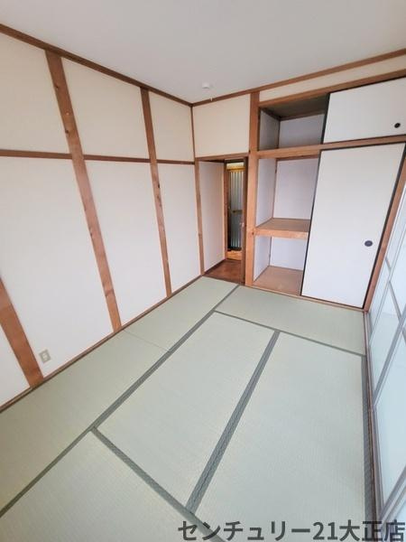 ブランドール大正１の和室