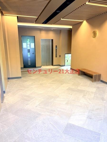 弁天町プライマリーワンのエントランス