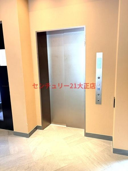弁天町プライマリーワンのエントランス