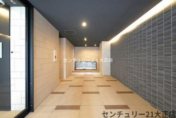 Metrosa弁天町のエントランス