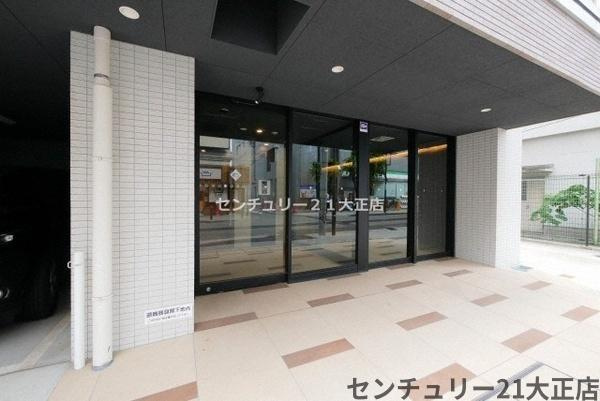 Metrosa弁天町のエントランス