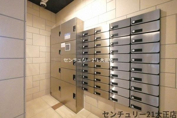Metrosa弁天町のエントランス