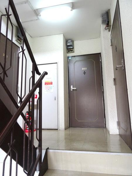 創建泉尾マンションのエントランス|★共用廊下★