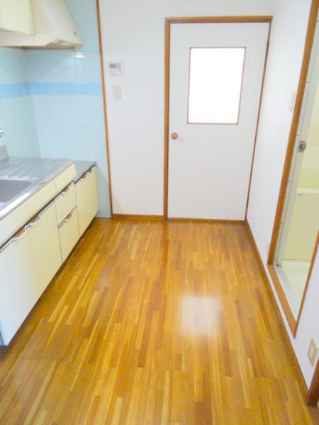 創建泉尾マンションのキッチン|★明るいダイニング★