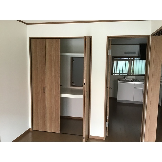 東栄マンションの内装