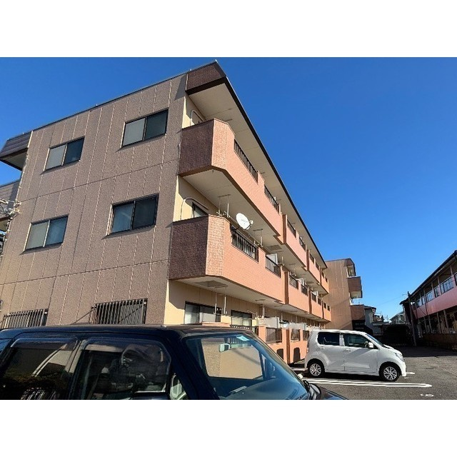 東栄マンションの外観