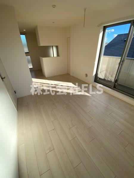 豊島区千川１丁目の賃貸マンションの居間・リビング