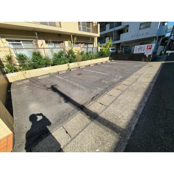 【駐車場】 | 牧の原ビル
